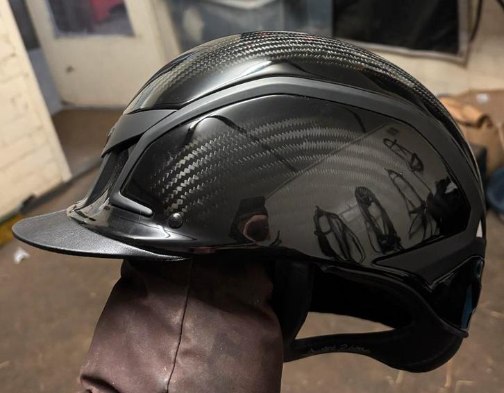 Samshield XJ Carbon maat L 61, Dieren en Toebehoren, Paardrijkleding, Zo goed als nieuw, Cap, Springen, Ophalen of Verzenden