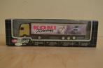 Truck MB met Koni Racing oplegger, HO, nieuw, Overige merken, Gelijkstroom of Wisselstroom, Brug, Tunnel of Gebouw, Nieuw