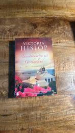 Victoria hislop ansichtkaarten uit Griekenland, Ophalen of Verzenden, Zo goed als nieuw