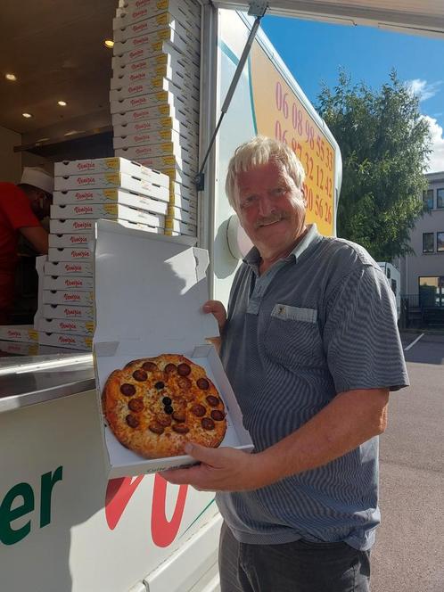 Hans zoekt vriendin, Contacten en Berichten, Man zoekt Vrouw