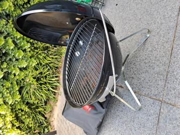 Mini weber met opbergzak beschikbaar voor biedingen