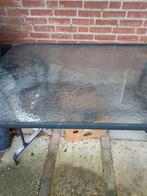 Gratis afhalen; tuin tafel met stalen frame en glazen blad, Tuin en Terras, Tuintafels, Ophalen, Gebruikt, Rechthoekig, Aluminium