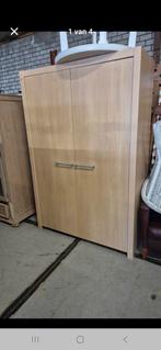 Mooie kledingkast - 203x136x59cm - Goede staat!, 100 tot 150 cm, 200 cm of meer, Met hangruimte, Ophalen of Verzenden