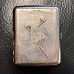 Originele Sovjet VDV Parachutisten Sigarettenkoker (USSR), Verzamelen, Militaria | Algemeen, Ophalen of Verzenden, Landmacht