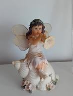 Elf op schelp, Ophalen of Verzenden, Zo goed als nieuw