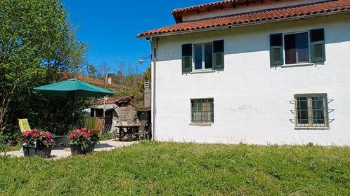 Te koop in Pareto/Piemonte Italie. Vrijstaand huis., Huizen en Kamers, Buitenland, Italië, Woonhuis, Landelijk