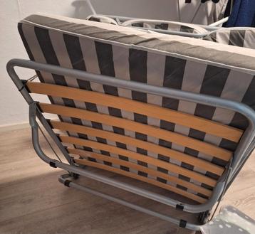 Voor m'n nicht verkoop ik dit bed beschikbaar voor biedingen