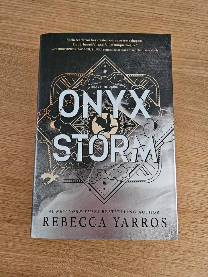 Nieuw Onyx Storm Deluxe Editie - Rebecca Yarros, Boeken, Fantasy, Nieuw, Ophalen of Verzenden