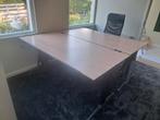 2 grote bureau's, Ophalen, Zo goed als nieuw