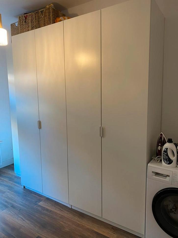 IKEA Pax Witte Kledingkast, Huis en Inrichting, Kasten | Kledingkasten, Zo goed als nieuw, 200 cm of meer, 200 cm of meer, 50 tot 75 cm