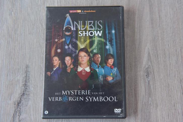 STUDIO 100-- ANUBIS SHOW -- HET MYSTERIE VAN HET VERBORGEN, Cd's en Dvd's, Dvd's | Kinderen en Jeugd, Zo goed als nieuw, Tv fictie