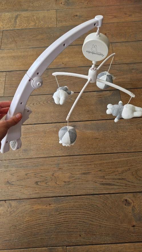 Boxmobiel met muziekje Nijntje, Kinderen en Baby's, Speelgoed | Babyspeelgoed, Zo goed als nieuw, Mobiel, Ophalen