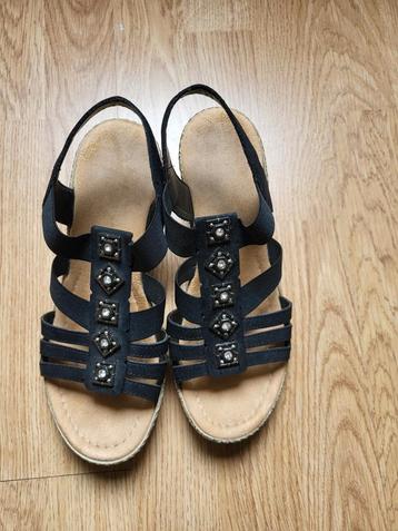 Rieker sandalen maat 38 beschikbaar voor biedingen