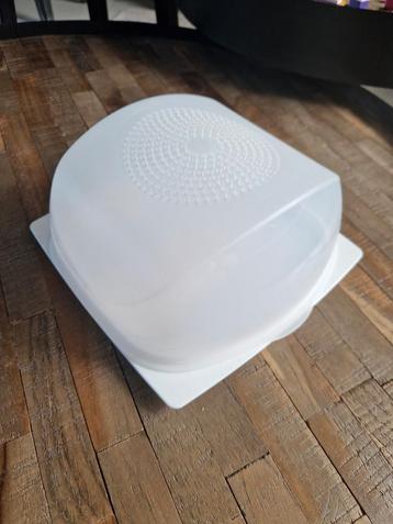 Kaas smart tupperware beschikbaar voor biedingen