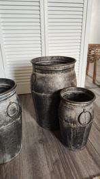 Aluminium vazen / potten, Ophalen, Zo goed als nieuw, Rond, Minder dan 25 cm
