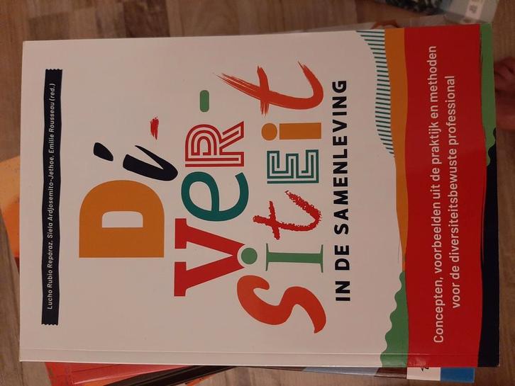 Diversiteit in de samenleving, Boeken, Wetenschap, Zo goed als nieuw, Sociale wetenschap, Ophalen of Verzenden