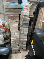 Kalkzandsteen - Ruim 100 stuks, Doe-het-zelf en Verbouw, Metselstenen, Ophalen of Verzenden, Gebruikt, Kalkzandstenen