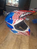 Te koop een  z.g.a.n airoh motorcross helm, Motoren, Kleding | Motorhelmen, Overige merken, Kinderen, Offroadhelm, Ophalen of Verzenden