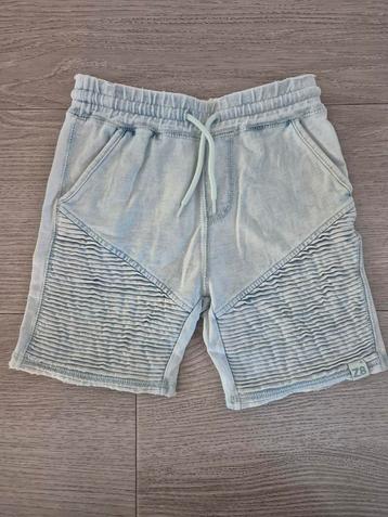 Z8 pax korte broek short licht blauw mt 128
 beschikbaar voor biedingen