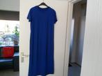 Nieuwe Lange blauwe jurk met split aan zijkant , maat S, Kleding | Dames, Jurken, Nieuw, Blauw, Maat 38/40 (M), Ophalen of Verzenden