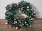 Kerstkrans met verlichting en roze kerstballen, Ophalen of Verzenden, Zo goed als nieuw