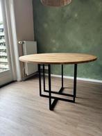 Houten Eettafel - Rond, Ophalen, 100 tot 150 cm, Zo goed als nieuw, Vier personen