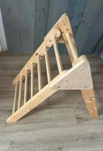 Houten Montessori klimdriehoek/klimrek, Ophalen, Zo goed als nieuw