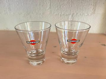 Martini glazen beschikbaar voor biedingen