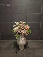 Vaas met/of boeket droogbloemen, Huis en Inrichting, Woonaccessoires | Vazen, Ophalen, Wit, Aardewerk of Porselein, Zo goed als nieuw