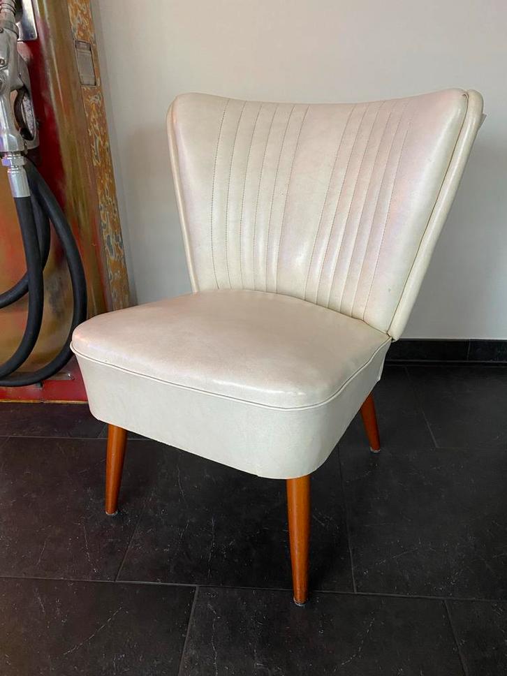 Vintage cocktail stoel/club fauteuil jaren ‘50/‘60, Huis en Inrichting, Stoelen, Gebruikt, Eén, Hout, Wit, Ophalen
