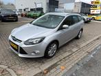 Ford Focus Wagon 1.0 EcoBoost Titanium, Navi, NAP, APK 08-26, Auto's, Gebruikt, Origineel Nederlands, Handgeschakeld, 3 cilinders