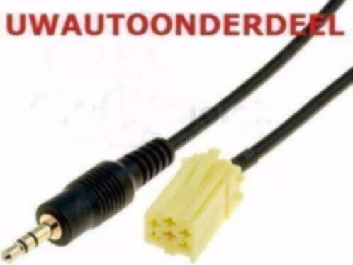 Aux in adapter Smart 451 For Two NIEUW! MP3! Iphone Ipod, Auto diversen, Overige Auto diversen, Verzenden