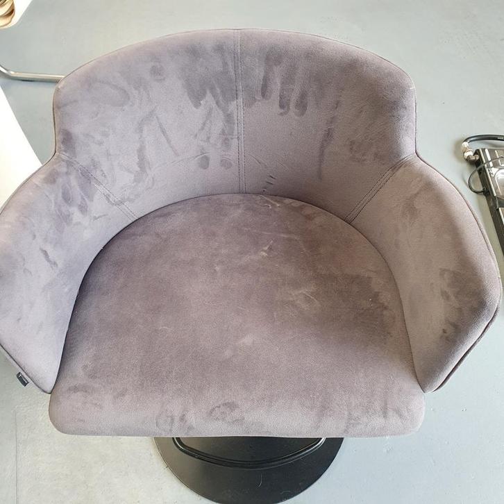 Grijze Barstoel van Goossens, Huis en Inrichting, Barkrukken, Gebruikt, 90 cm of meer, Metaal, 1 kruk, In hoogte verstelbaar, Met voetsteun