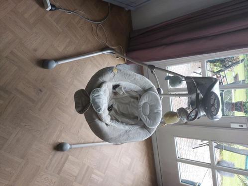 baby swing, baby schommelstoel met muziek, Kinderen en Baby's, Wipstoeltjes, Zo goed als nieuw, Schommelstoel, Overige merken