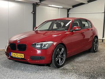 BMW 1-serie 114i 2015 Business line 5D ECC,ST.VERW,LED,PDC,1 beschikbaar voor biedingen