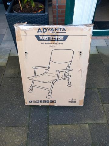 Nieuwe Advanta ProtectorRecliner Armchair.  beschikbaar voor biedingen