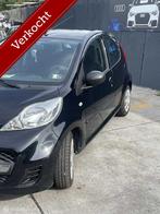 Peugeot 107 1.0-12V Urban Move, Voorwielaandrijving, Gebruikt, 4 stoelen, Origineel Nederlands