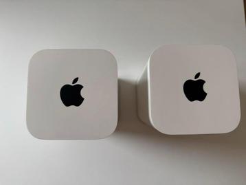 2x Apple Airport Extreme A1521 - Zo goed als nieuw beschikbaar voor biedingen