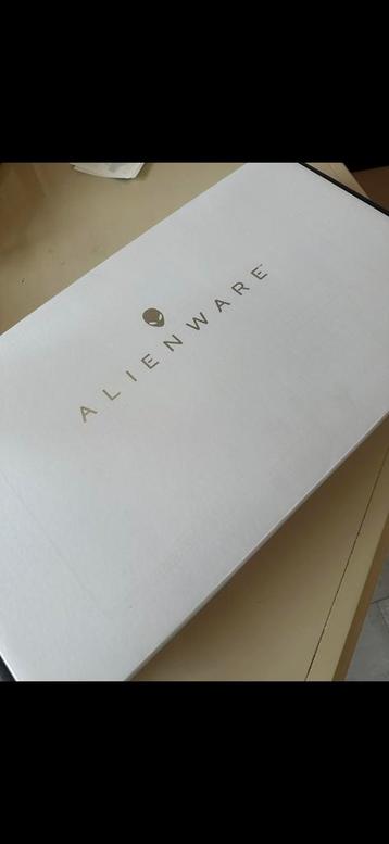 Nieuwe DELL Alienware m18 Gaming Laptop beschikbaar voor biedingen