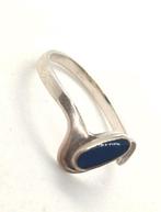 Leuke zilveren ring met blauwe steen maat 17, Gebruikt, 17 tot 18, Dame, Zilver