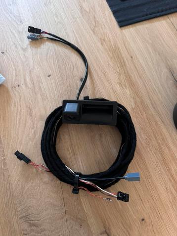 Audi A3/S3/RS3 8v2 Retrofit achteruitrijdt camera ‘HighLine’ beschikbaar voor biedingen