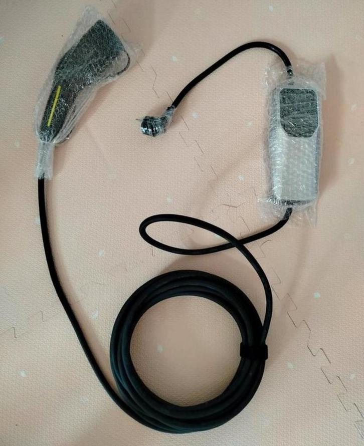 10 meter ev laadkabel type 2, Auto diversen, Laadpalen, Zo goed als nieuw, Laadkabel, Ophalen of Verzenden