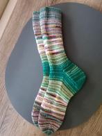 Mooie nieuwe handgebreide warme dikke sokken maat 38/40, Kleding | Dames, Sokken en Kousen, Ophalen of Verzenden, Nieuw, Sokken en Kniesokken