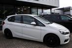 BMW 2-serie Active Tourer 218i bj.2015 & 56.800KM! NAP!, Voorwielaandrijving, 65 €/maand, 136 pk, Gebruikt