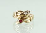 Antieke gouden slangen diamant robijn, Ophalen of Verzenden, Goud, Ring, Met edelsteen