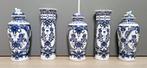 Kaststel Delfts blauw aardewerk 5 stuks, Antiek en Kunst, Ophalen of Verzenden