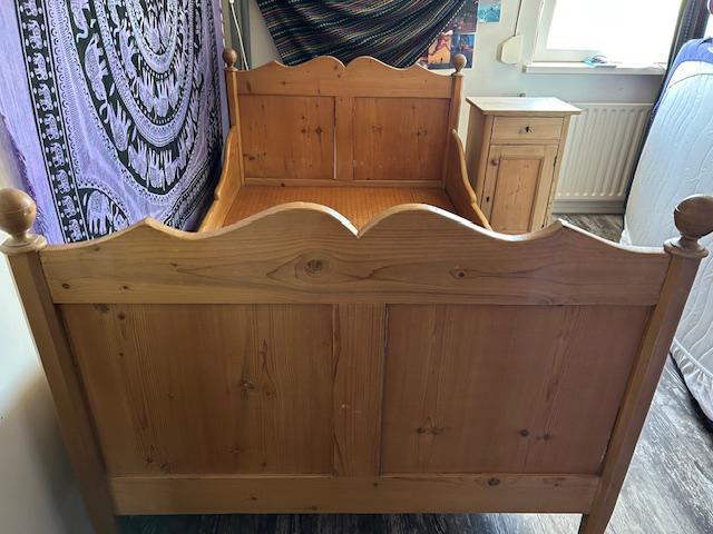 "antiek" grenen ledikant., Antiek en Kunst, Antiek | Meubels | Bedden, Ophalen