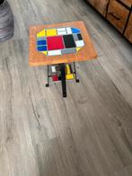 Bijzettafel Mondriaan Stijl - 37x37x44 cm, Minder dan 45 cm, Minder dan 55 cm, Metaal of Aluminium, Vierkant
