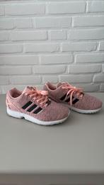 Adidas schoenen te koop!, Kleding | Dames, Schoenen, Ophalen of Verzenden, Zo goed als nieuw, Grijs, Sneakers of Gympen