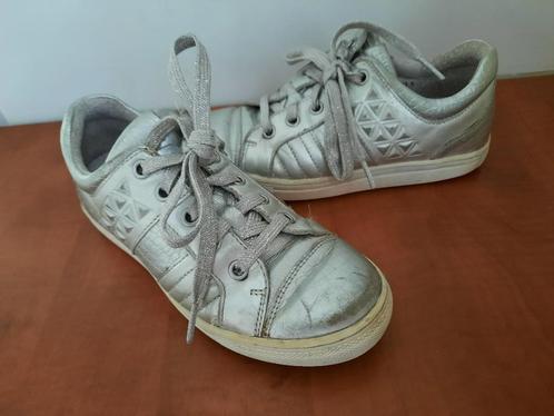 Twins meisjes schoenen maat 33 ( S10 ), Kinderen en Baby's, Kinderkleding | Schoenen en Sokken, Gebruikt, Schoenen, Meisje, Ophalen of Verzenden